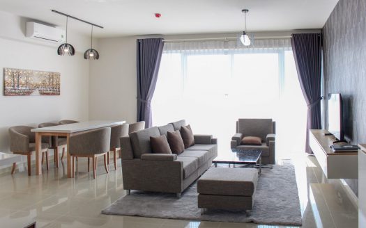 High floor apartment with balcony at Vista Verde Saigon