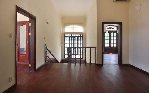 ID: 400 | Classic style villa in the center of Thao Dien