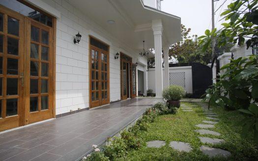 ID: 308 | Elegant house for rent with garden and swimming pool nearby the International school of HCM in District 2