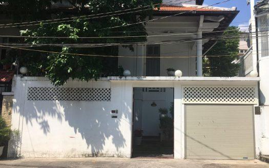 ID: 823 | Renovated French colonial villa close to Saigon CBD for rent