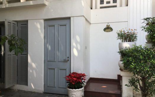 ID: 823 | Renovated French colonial villa close to Saigon CBD for rent