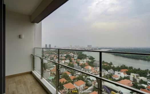 ID: 731 | The Nassim: Elegant and colorful 3BR apartment with river view