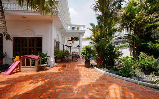 ID: 1157 | Your colonial style villa in Ho Chi Minh city