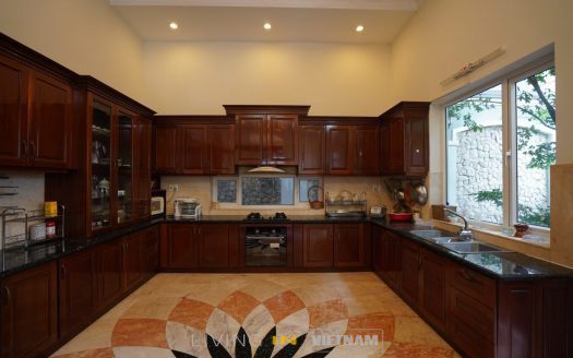 ID: 1257 | 5-Bedroom villa for rent on Tran Nao, district 2