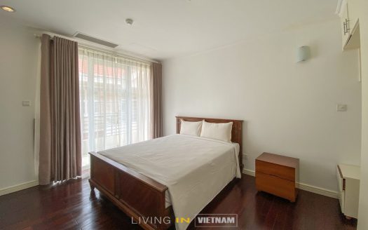 ID: 1910 | 3 bedroom compound house for rent in HCMC – Shared swimming pool