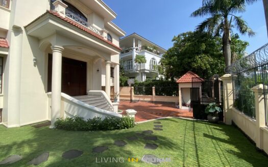 ID: 1071 | Villa with garden and pool in compound in Thao Dien