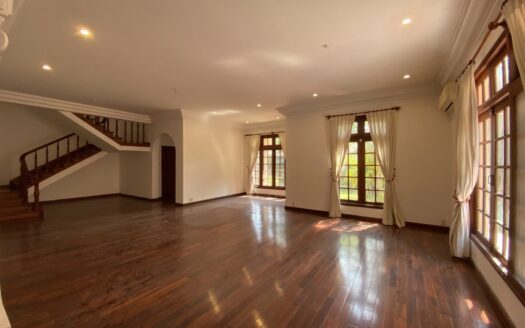 ID: 1363 | Wooden floor villa with big garden in Thao Dien