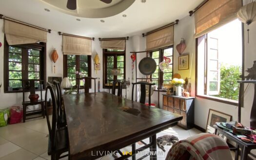 ID: 330 | Wooden floor villa in D2