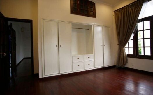 ID: 259 | 4BR Renovated classic villa in compound (Saigon D2)