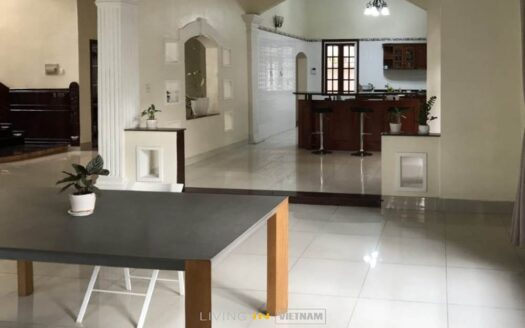 ID: 739 | Villa with garden and private pool in Saigon, D2