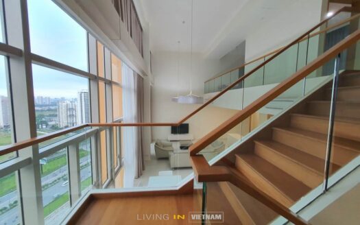 ID: 745 |  The Vista Duplex | Furnished 5-BR apt with city view for rent