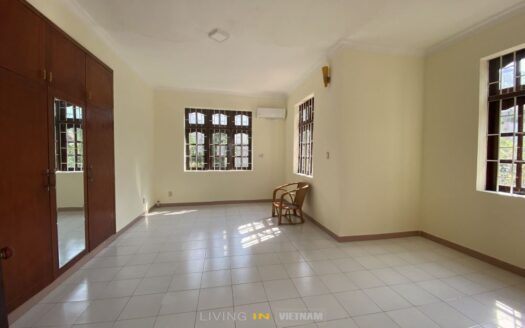 ID: 1132 | 3BR house for rent on Xuan Thuy st