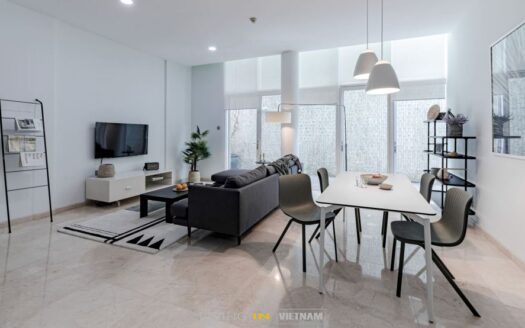 ID: 310-2 | Blue Arch apt | HCMC District 1