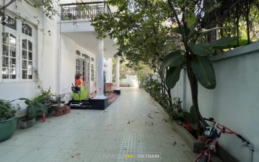 ID: 417 | Villa with garden and pool in central Thao Dien