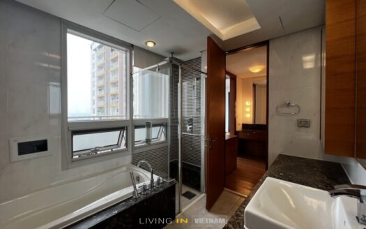 ID: 1004 | Xi Riverview Palace | High-floor 3-BR apt. available