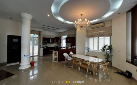 ID: 897 | Elegant villa for rent with garden and swimming pool nearby the BIS school in HCMC, District 2