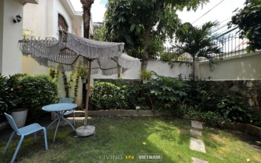 ID: 711 | Well priced: Cozy 5BR Villa for Rent with private pool and garden