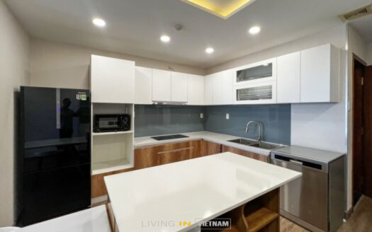 ID: 2407 | Renovated River view 4 BR apartment in Saigon at a great price