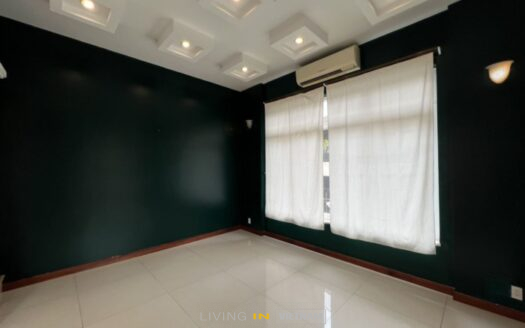 ID: 1068 | Large villa in Saigon d2